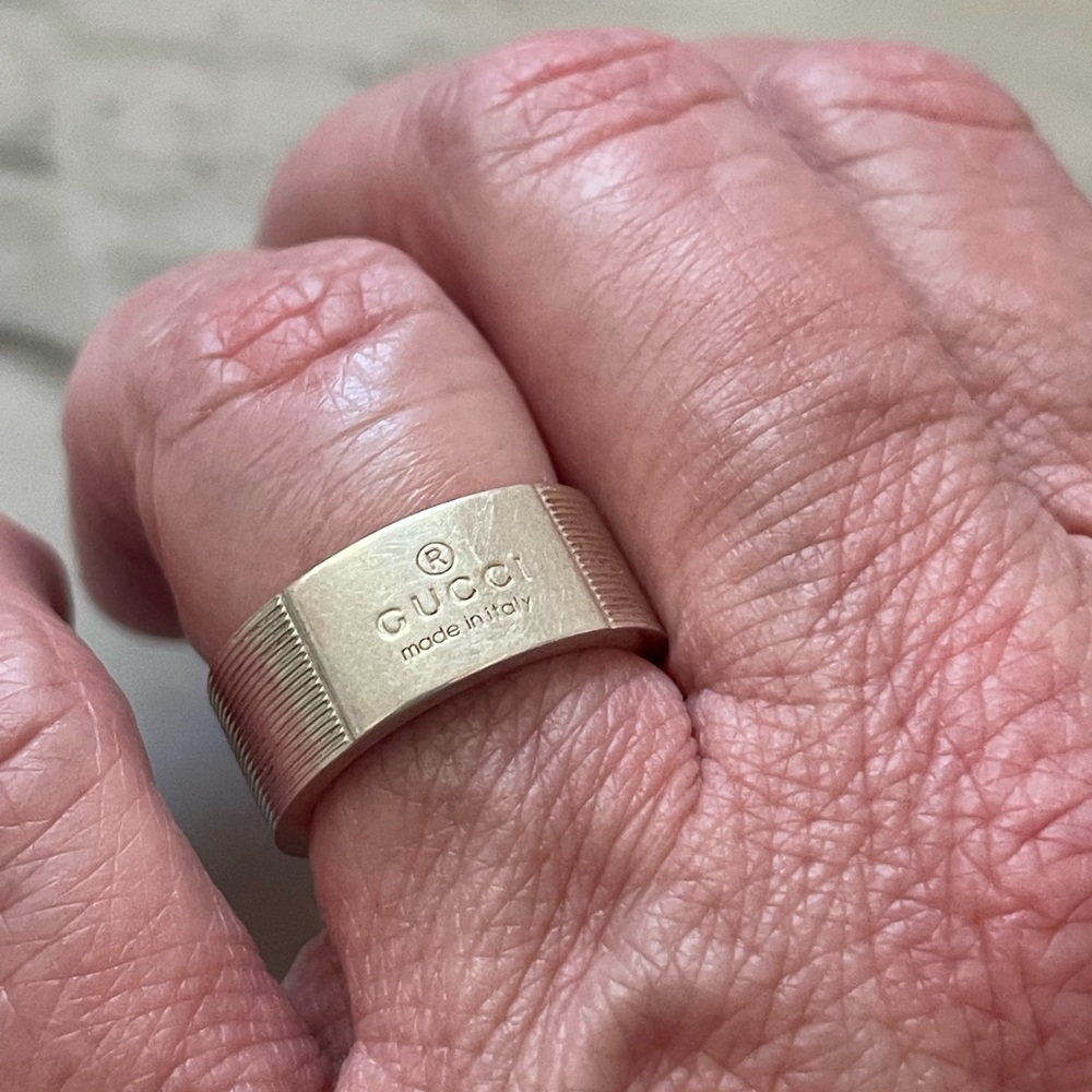 Gucci Wide Cigar Ring (thinner band )